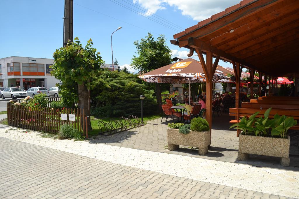 Rusovsky Penzion Bratislava Luaran gambar